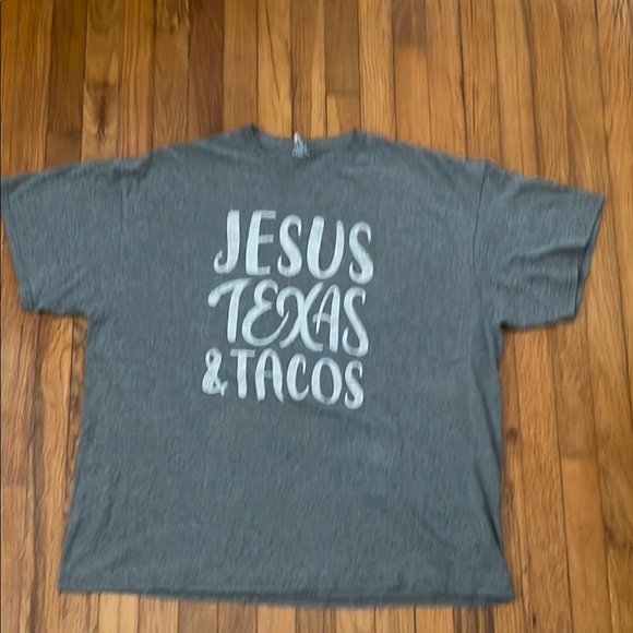 Tops - Gray Graphic T-Shirt - Jesus Texas & Tacos